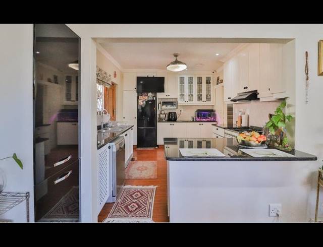 3 BEDROOM TOWNHOUSE FOR SALE IN WEMBLEY